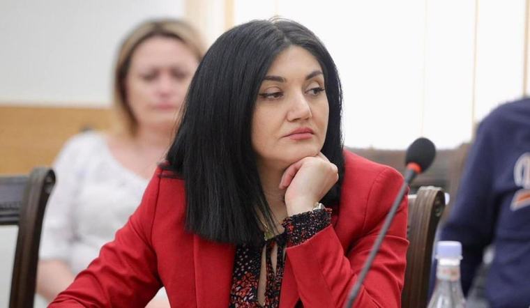 Լենա Նանուշյանն ազատվել է աշխատանքից